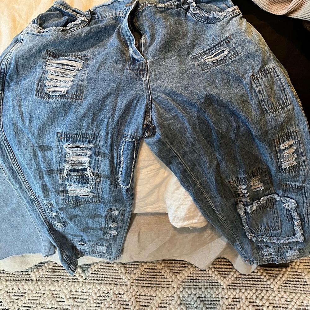 Paper lace jeans